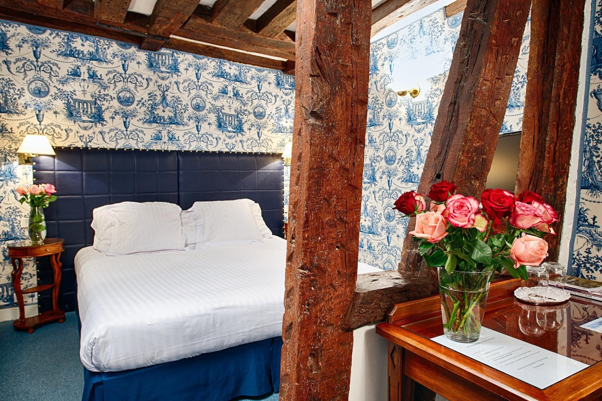 Relais Hotel Du Vieux Париж Екстериор снимка