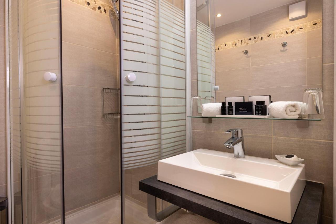 Relais Hotel Du Vieux Париж Екстериор снимка