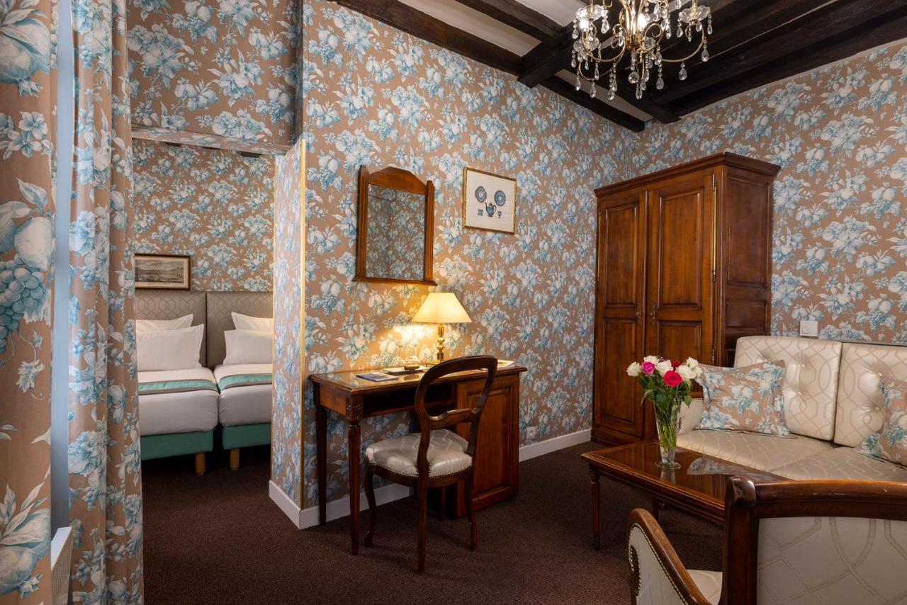Relais Hotel Du Vieux Париж Екстериор снимка