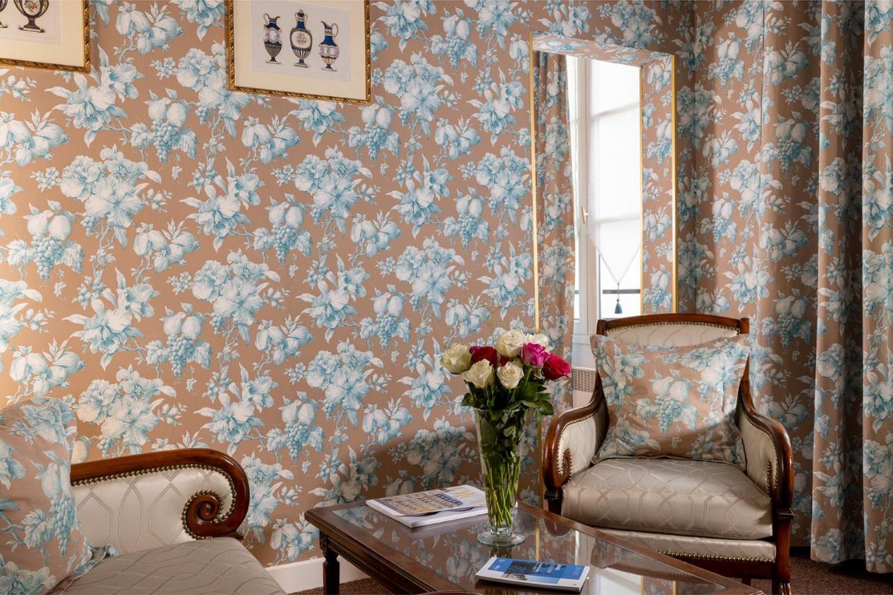 Relais Hotel Du Vieux Париж Екстериор снимка