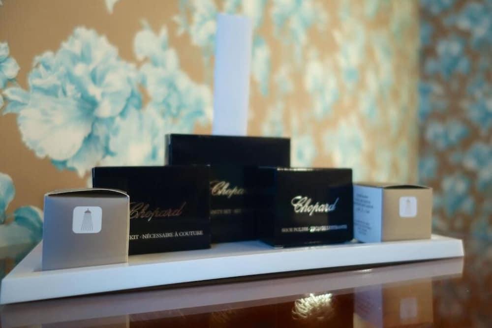 Relais Hotel Du Vieux Париж Екстериор снимка