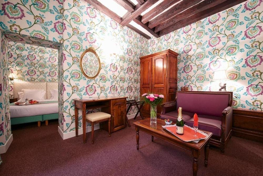 Relais Hotel Du Vieux Париж Екстериор снимка